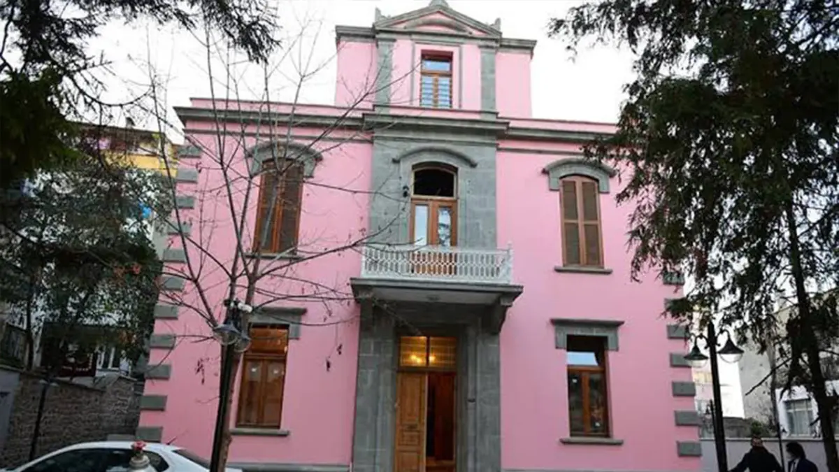 Trabzon Sanatevi’nin tahliye işlemi başkanları gerdi!  “Birbirimize çalım atmayalım “