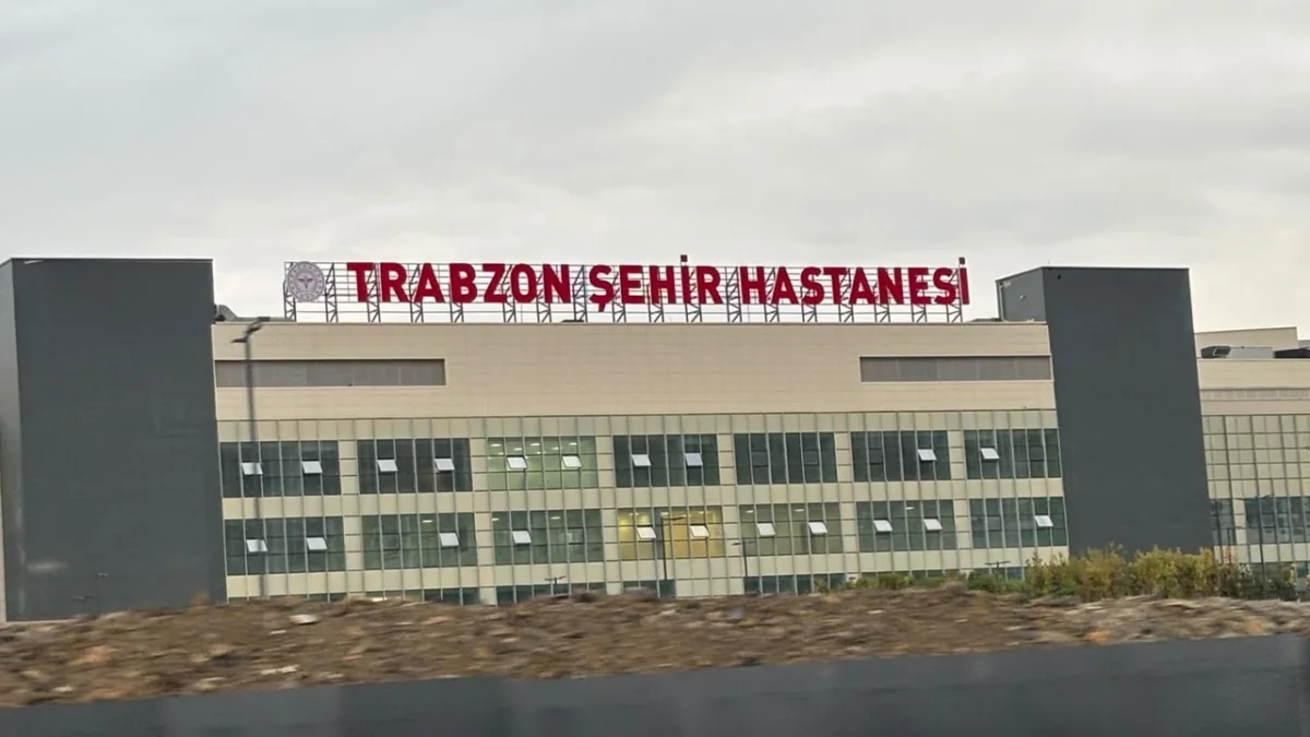 Trabzon'un dev projesinin tabelası asıldı! Açılacağı günü bekliyor