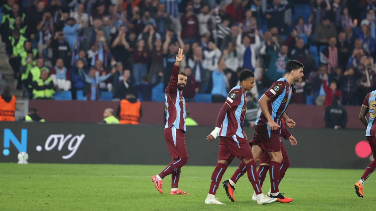 Trabzonspor Avrupa’da tarih yazdı! Hearts galibiyetiyle rekor geldi