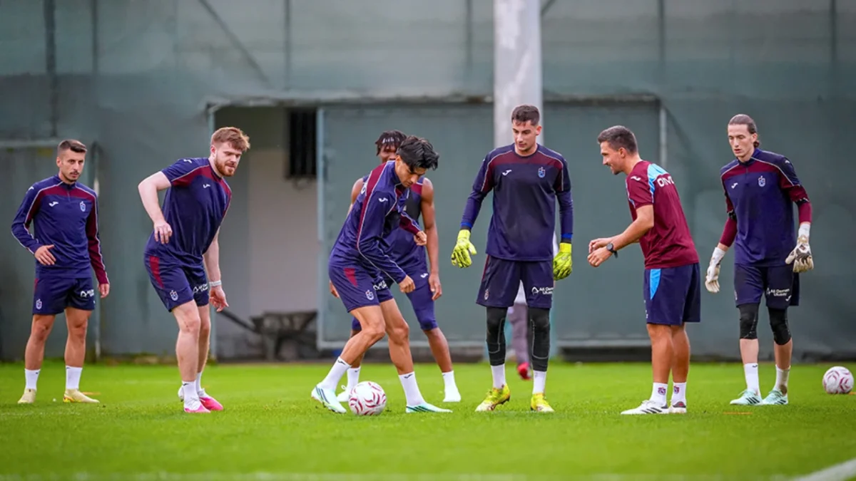 Trabzonspor'da Beşiktaş mesaisi başladı! İlk antrenman gerçekleştirildi