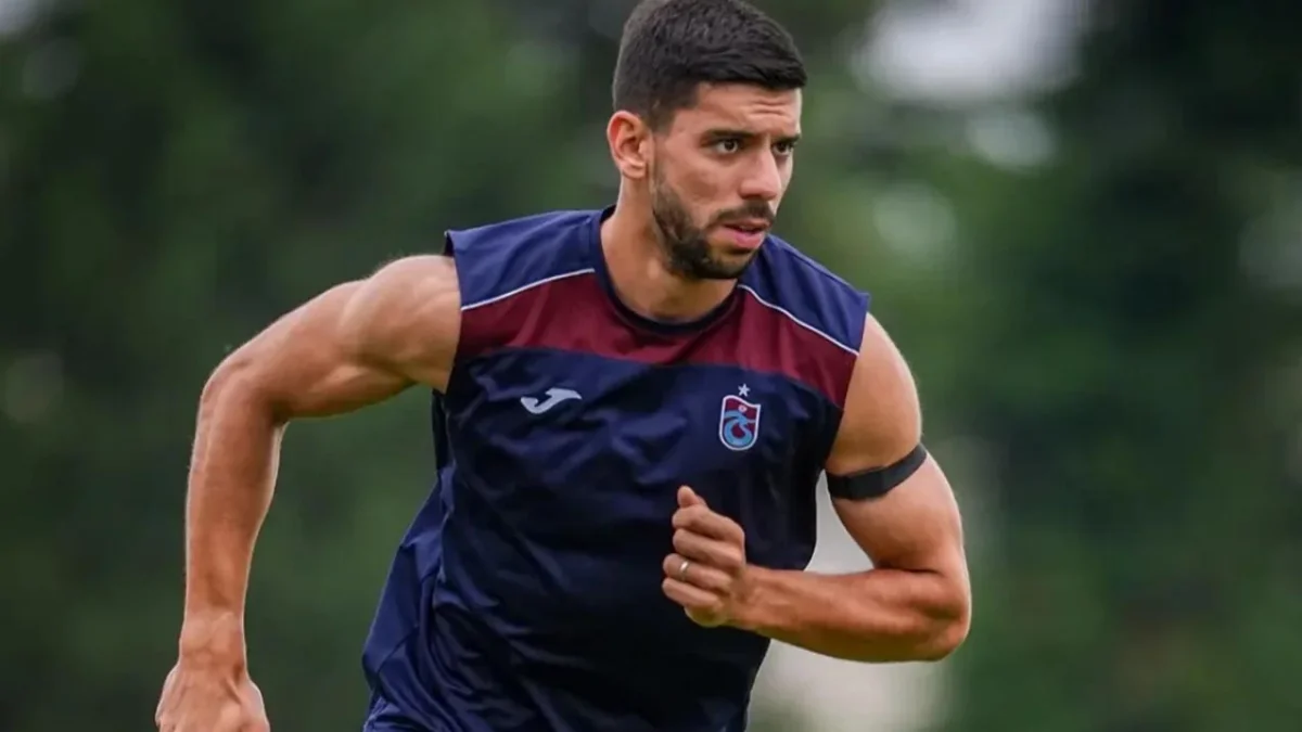 Trabzonspor'da Cenk Özkacar'dan forma mesajı! "Bizim için bir fırsat"