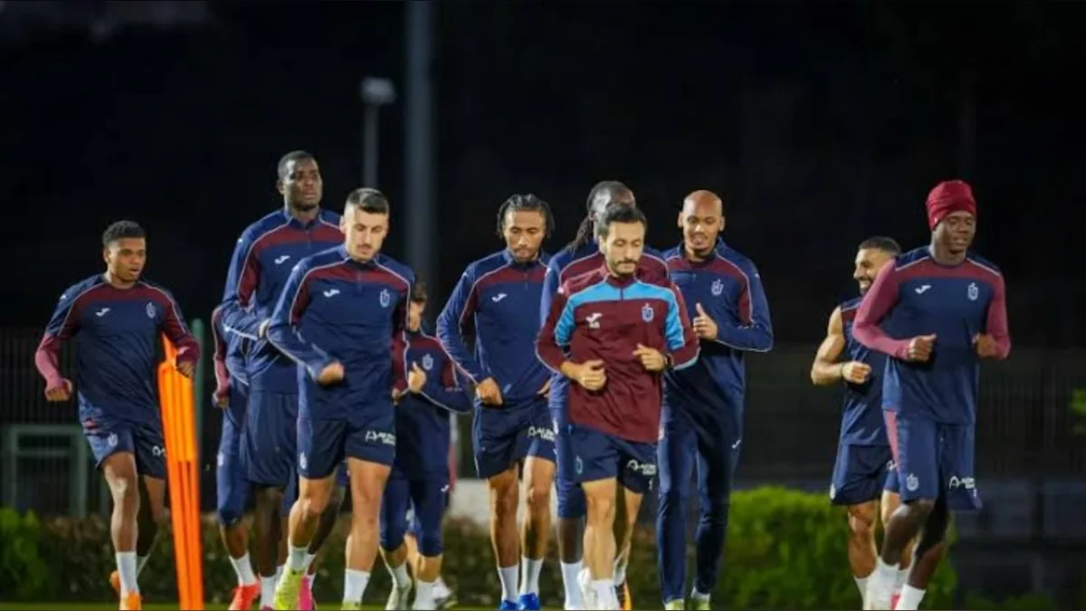 Trabzonspor’da FIFA 27 sürprizi! Futbolcular kendi puanlarını görünce şaşkınlığını gizleyemedi
