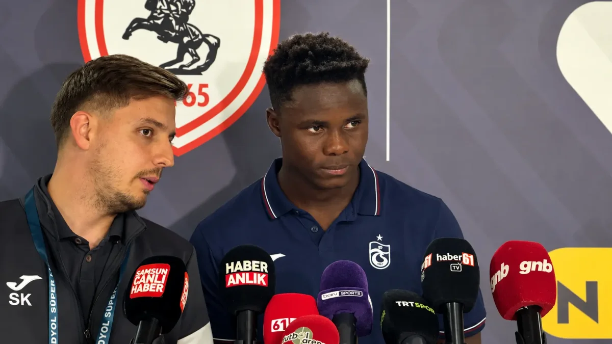 Trabzonspor’da Franculino'dan forma rekabeti mesajı! "Kimse vazgeçilmez değil"