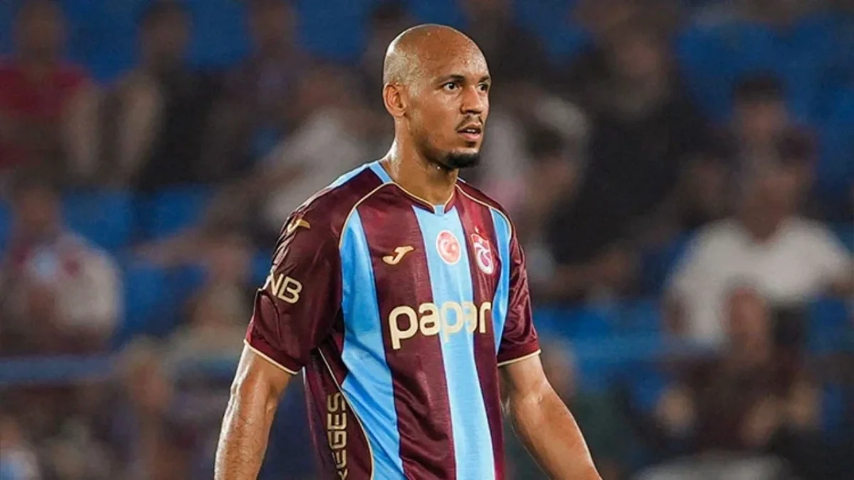 Trabzonspor'da kırmızı kart sonrası yaşananlar gündemde! “Takımın psikolojisi bozuldu”