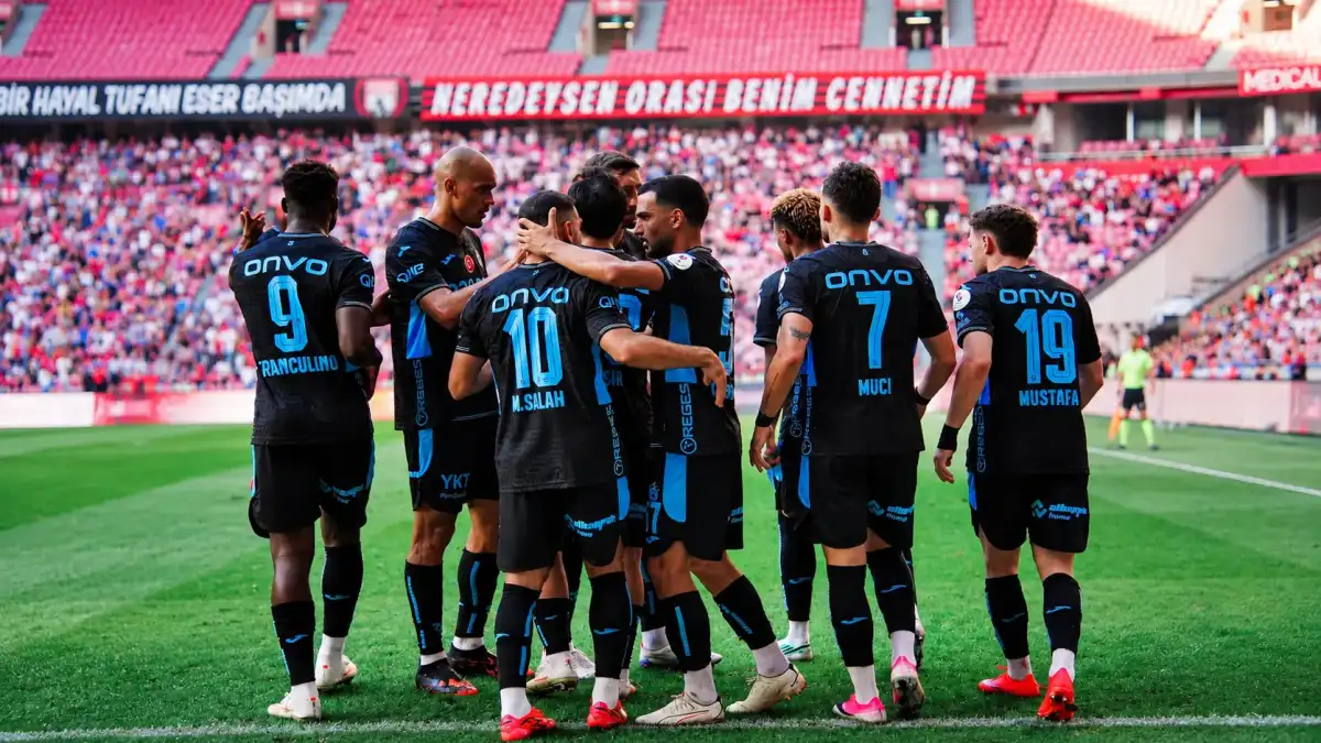 Trabzonspor savunmada zirvede! Süper Lig'in en az gol yiyen takımı