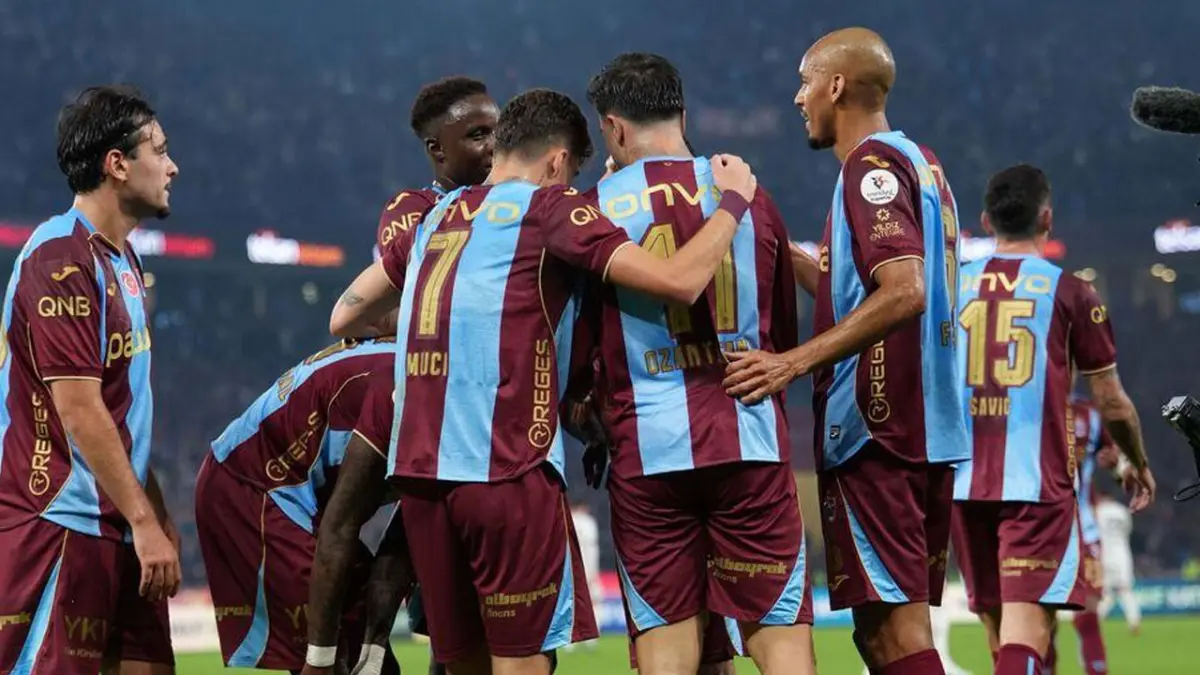 Trabzonspor savunmasında kart alarmı
