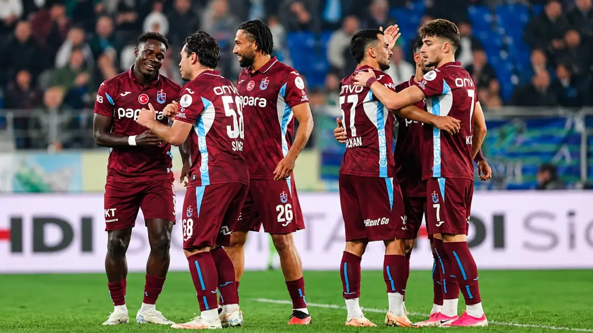 Trabzonspor'un tarihi geri dönüşünü unutamadılar! "Açıklamakta zorlanıyoruz"