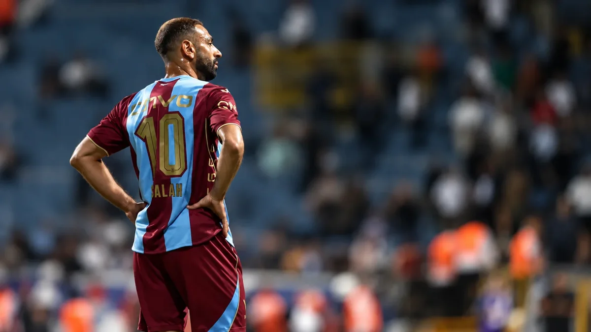 Trabzonspor’un yıldızı Salah’tan ilk paylaşım! Oğlunu gösterdi