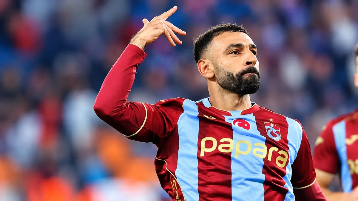 Trabzonspor'un yıldızı Salah, UEFA tarihine geçti! Haaland'ı yakaladı