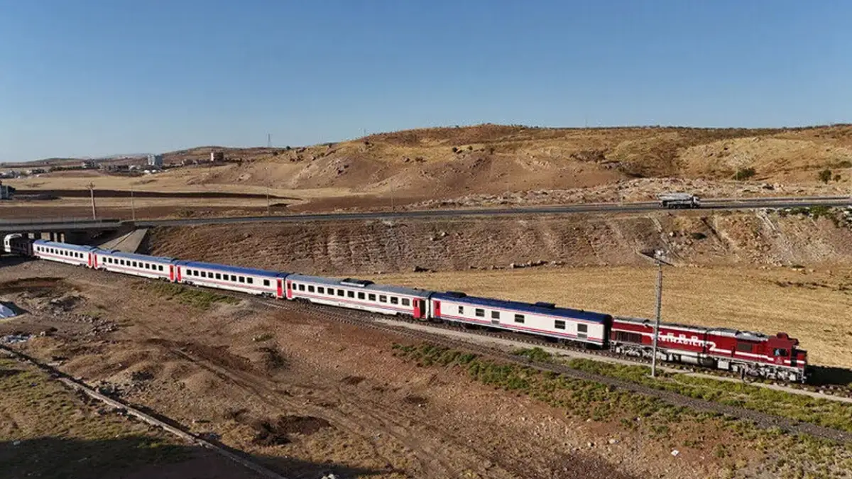 Uraloğlu Trabzon’u işaret etmişti! Orta Koridor demir yolu projesinde ihale tarihi belli oldu