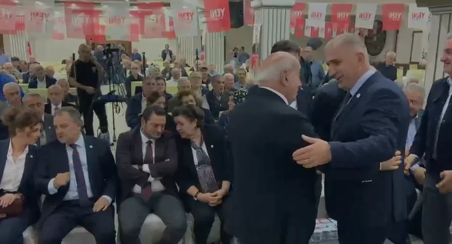 YENİ Parti Trabzon Kongresi’nde soğuk rüzgarlar! Selamlaşmadılar