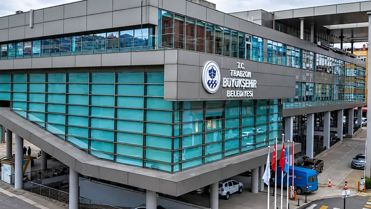 Trabzon Büyükşehir Belediyesi’nden Organik Gübre ve Toprak Düzenleyici Alımı