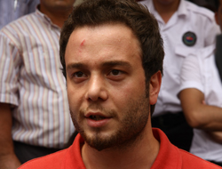 Rize'de doktora sopayla saldırdılar