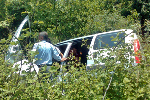 Davetsiz Misafir ekibi kaza geçirdi