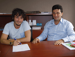 Barış Memiş sözleşme imzaladı