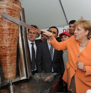 Merkel Türk işi dönerci oldu