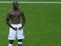 Balo: Ben bu gecelerin adamıyım