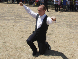 Atatürk'e Benzerliği ile Şaşırtıyor