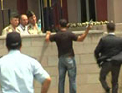 Genelkurmay önünde silah sesi