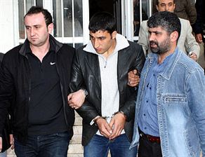 Öğretmene saldıranın nedeni!