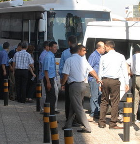 Gözaltına alınan 27 asker serbest