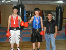 Boks'ta Trabzon'un gururu oldular