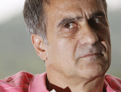 Şenol Güneş taraftara uyarı