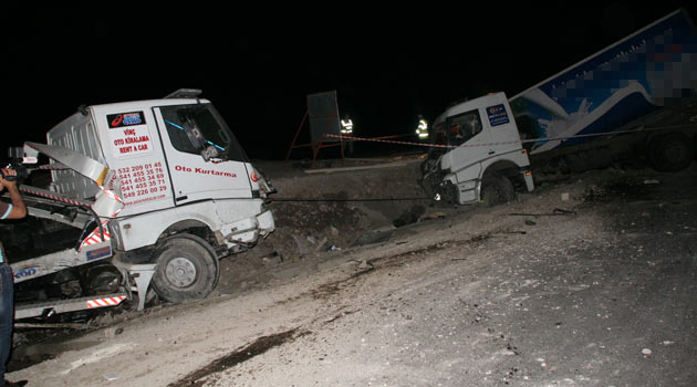 Erzincan'da kaza: 1 ölü, 3 yaralı