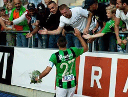 Türk futbolcuyu kurşuna dizdiler