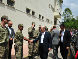 Bakan'dan Düzköy ziyareti