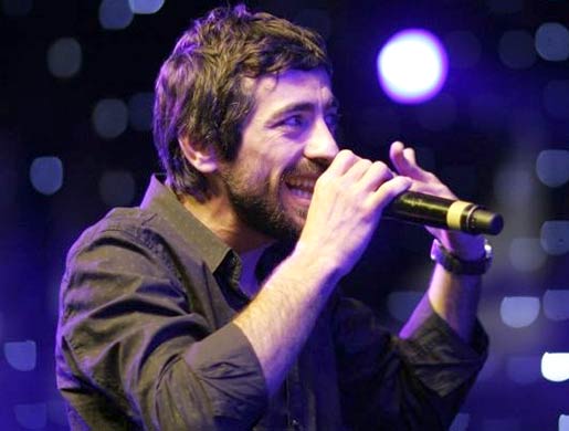 Dindar, izleyicisine tepki gösterdi