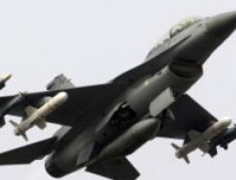 İsrail uçaklarından tehlikeli çıkış