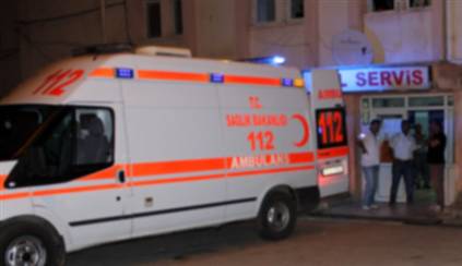 Eşini hastaneye bırakıp kaçtı