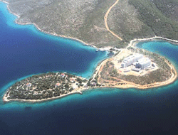 Otel bitti dolgu kaldı