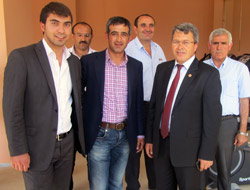 Üstün, kulübü ziyaret etti