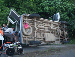 Ünye’de yolcu minibüsü devrildi: 11 kişi hastaneye kaldırıldı