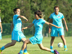 TS'li eski oyuncu antrenör oldu