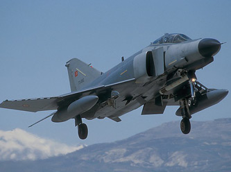 Uçağı düşüren askere ödül!