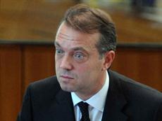 Cem Uzan'a hapis şoku