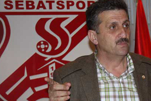 Zeki Öztürk 1461 Trabzon'a talip