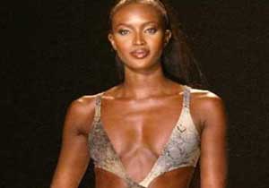 Naomi Campbell geliyor