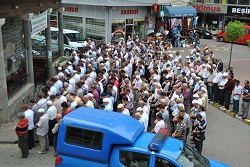 Araklı'da ölen kişiler toprağa verildi
