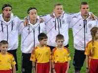 Mesut Özil'e büyük tepki