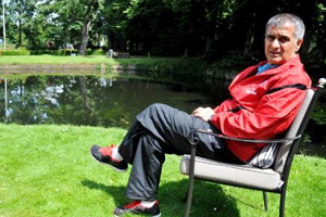 Güneş gurbette çok mutlu