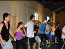 Dizi oyuncuları horon dersinde