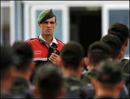 Polisin görevleri kısıtlanıyor mu?