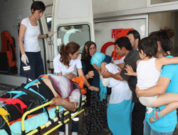 Minibüs yuvarlandı: 4 ölü, 8 yaralı