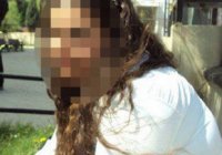 Genç kız, kız arkadaşına kaçtı