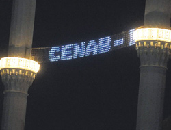 Cami'lerde dijital mahya çağı