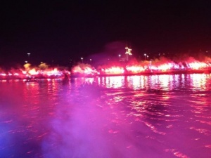 TS taraftarları ‘Haliç’i yaktı’